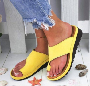 Women Slippers Flat Sole Casual Soft Big Toe Foot Sandal (Option: Yellow-39)